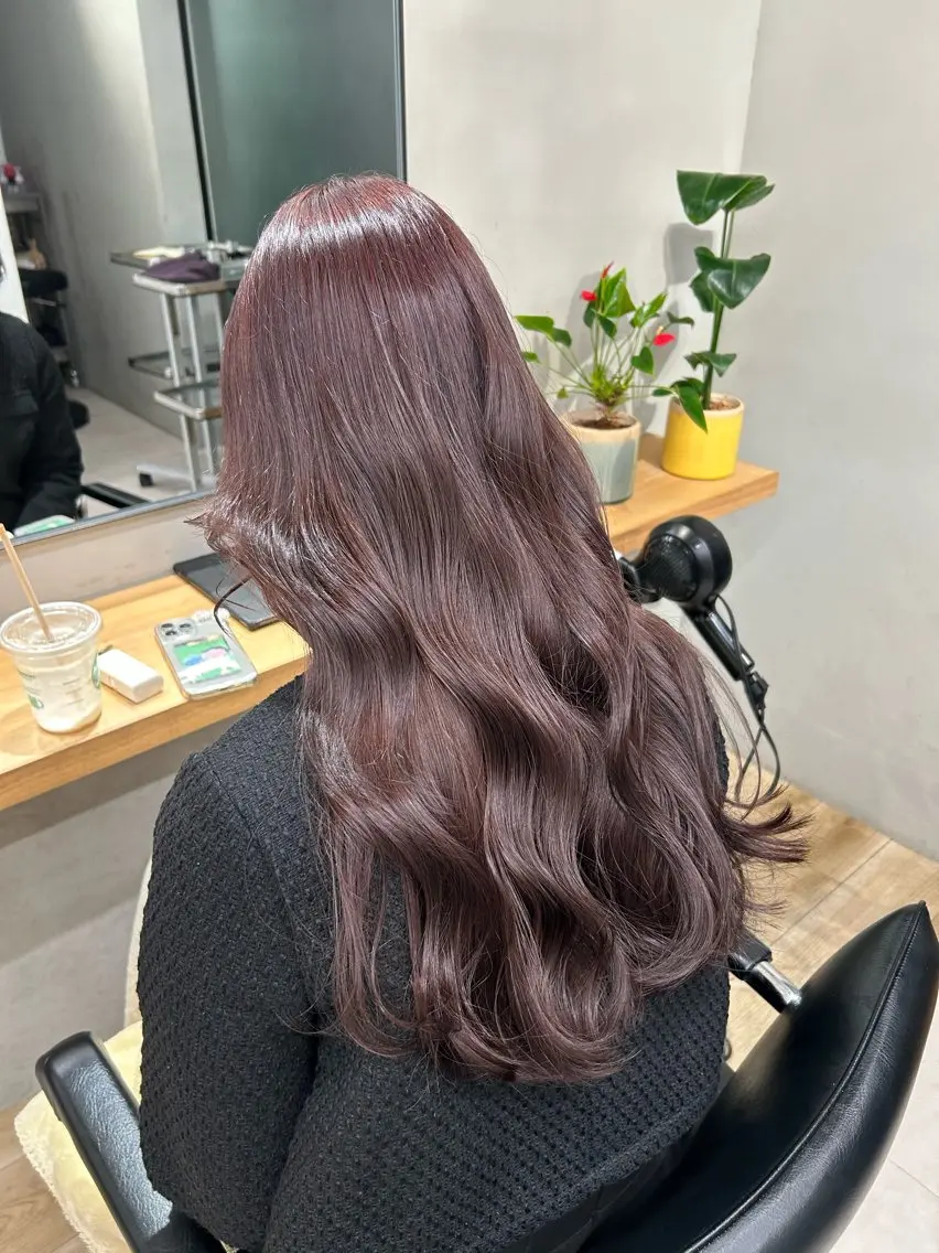 カラー ブリーチ lomalia moekaのヘアスタイル