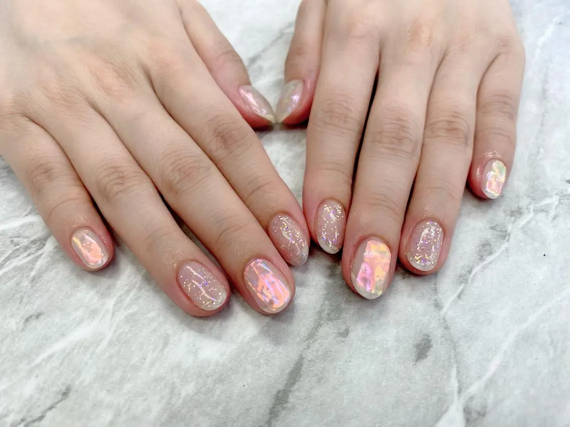 ネイル オーロラネイル 氷ネイル・うるうるネイル ハンドネイル nail salon 9NINEのネイルデザイン