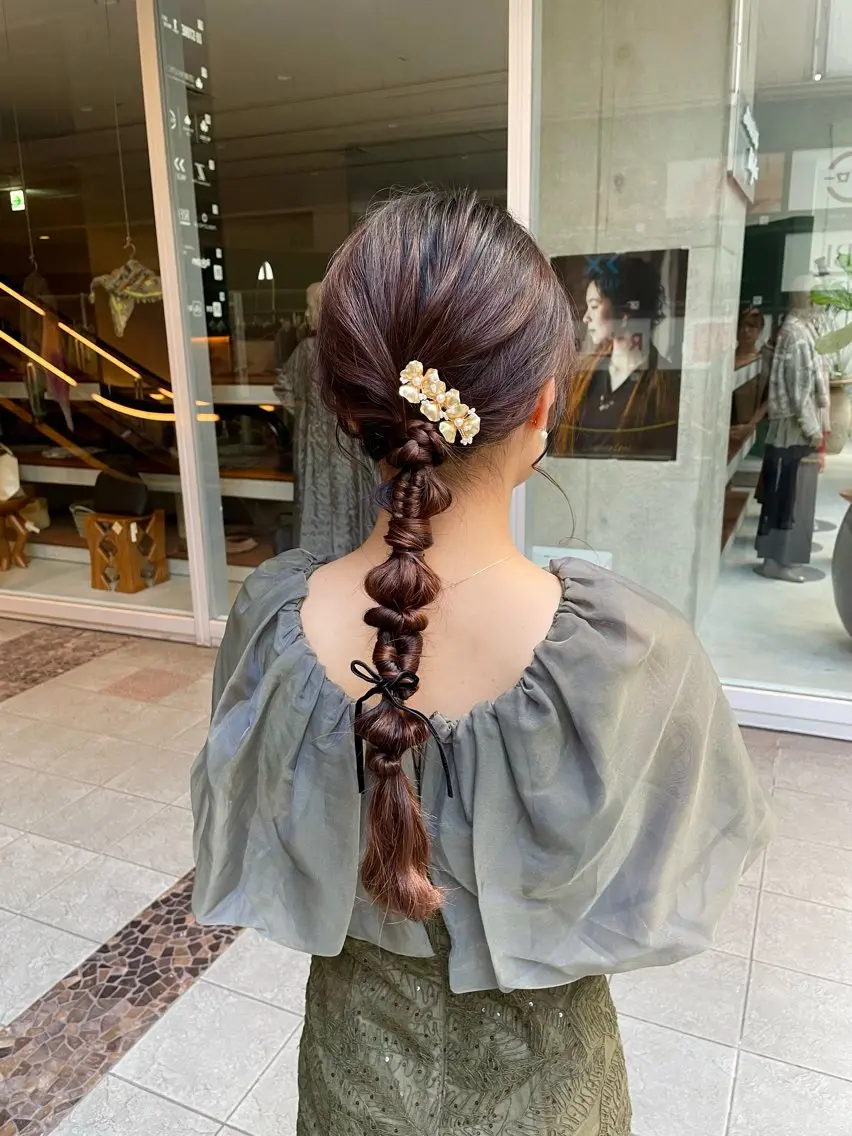 ロング 堀 綾花のヘアスタイル