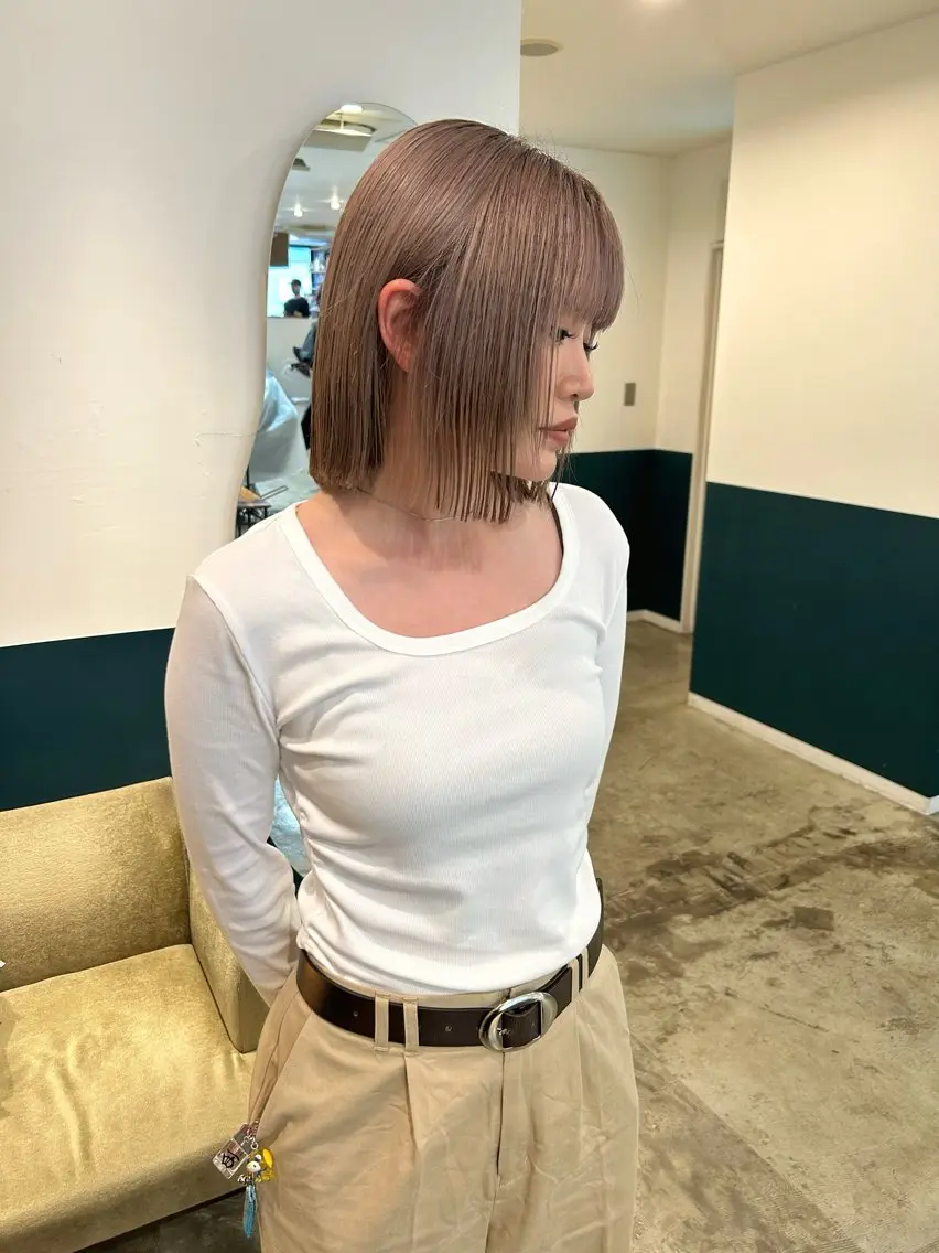 ショート カラー ベージュカラー ボブ カラーリスト菅野 竜矢🌈のヘアスタイル