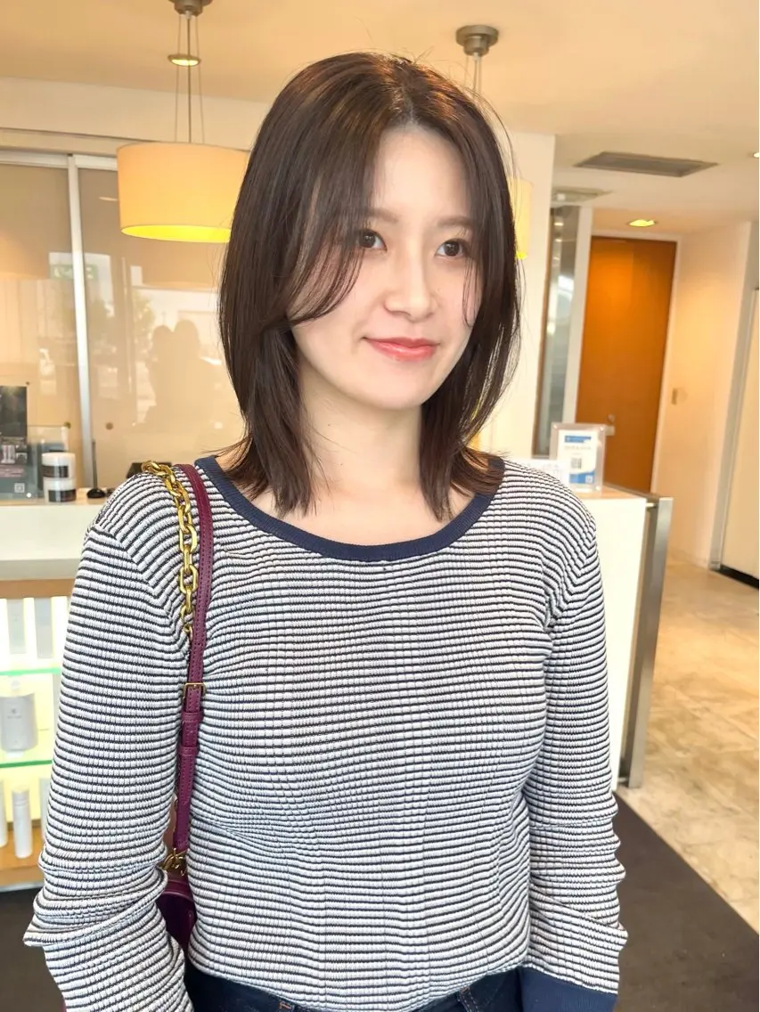 ミディアム カラー カット ヘアカラー トリートメント 村本 千優のヘアスタイル