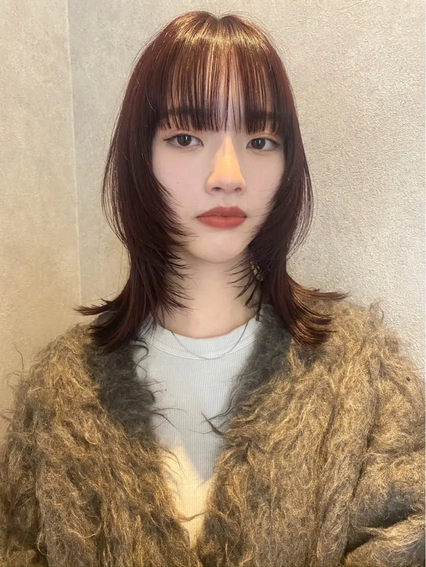 セミロング レイヤーカット ボブ/ハイトーン特化 、鯉口勇人のヘアスタイル