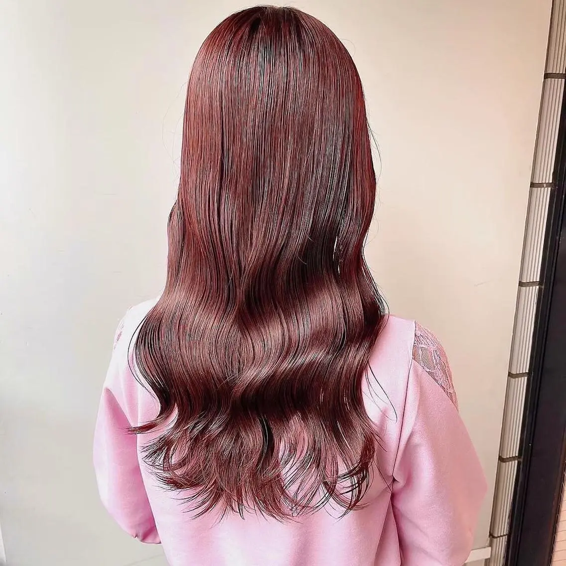ロング カラー ヘアカラー トリートメント トレンドレイヤー No.1/KOHEIのヘアスタイル
