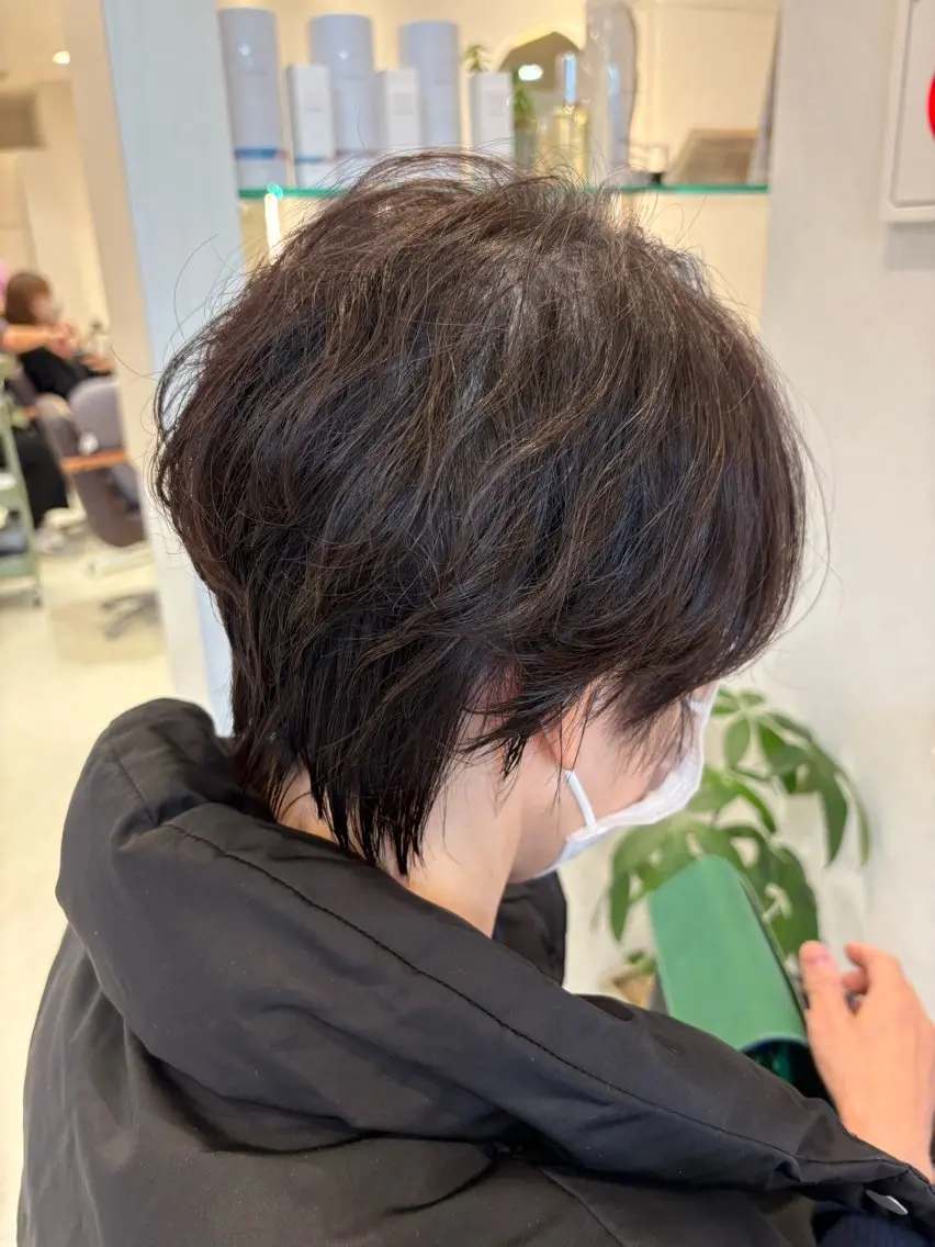 ショート イシカワ ユウタのヘアスタイル