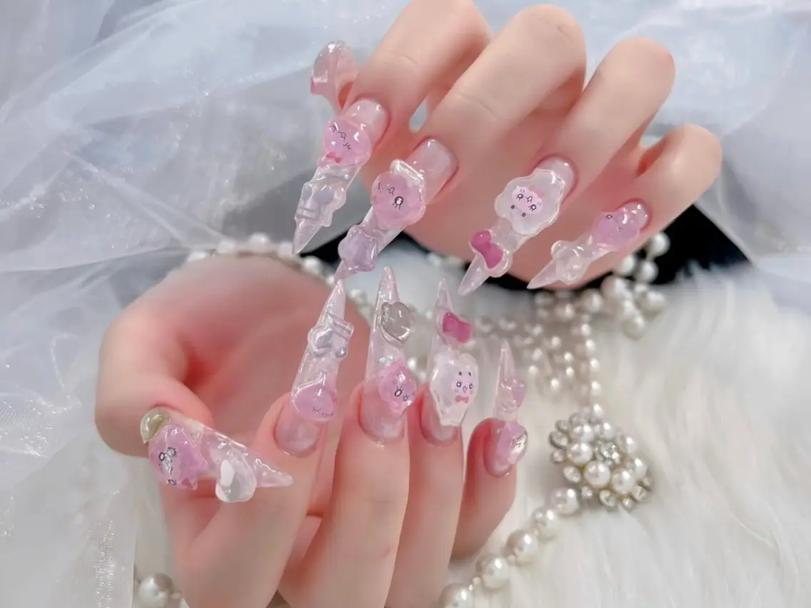 ネイル 韓国ネイル マグネットネイル 持ち込み ニュアンスネイル シンプルネイル ハンドネイル Huyn Nail Shinjyukuのネイルデザイン