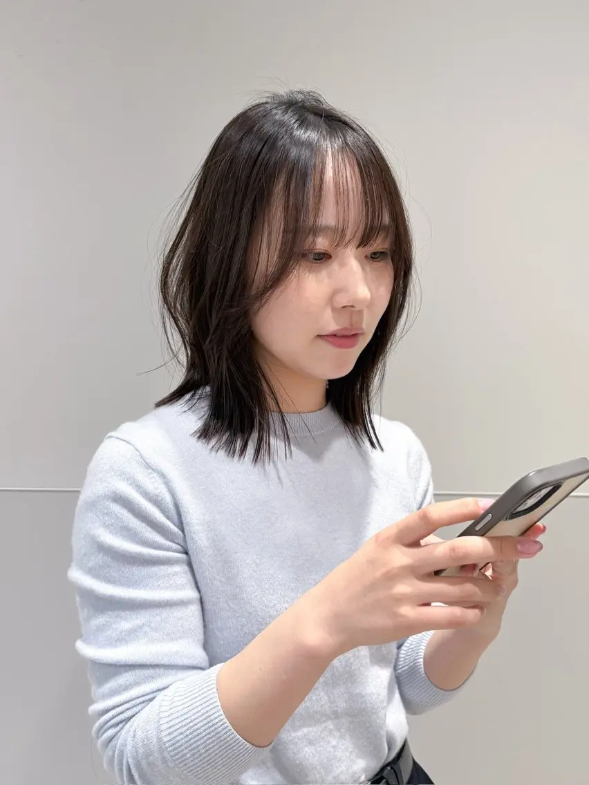 ミディアム カラー パーマ ヘアアレンジ メンズ 切りっぱなしボブ ボブレイヤー メンズ韓国風 ボブ くびれヘア 切りっぱなしヘアボブ ミディアムヘアRYOのヘアスタイル