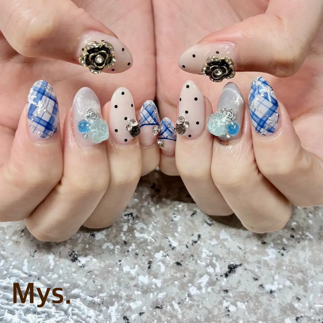 ネイル ハンドネイル Mys. 三上紗紀のネイルデザイン