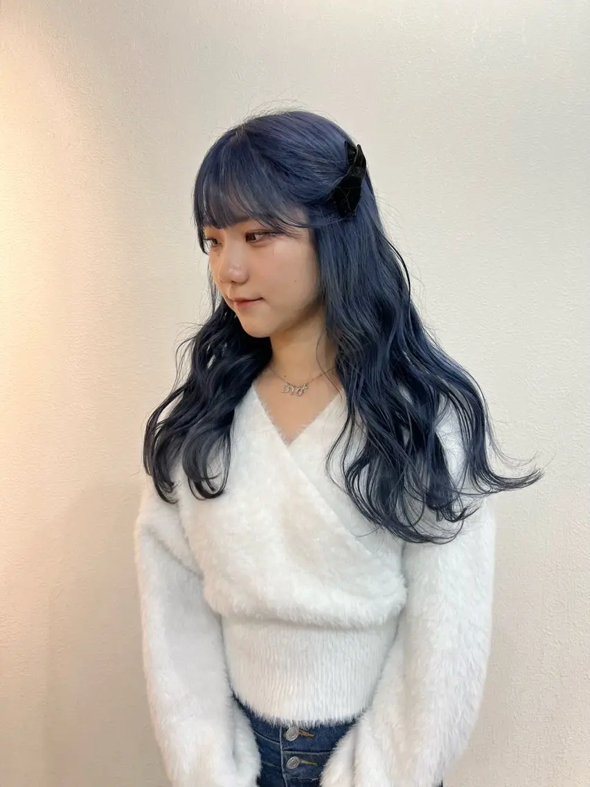 カラー ネイビーカラー いざわりお /梅田/ブリーチのヘアスタイル