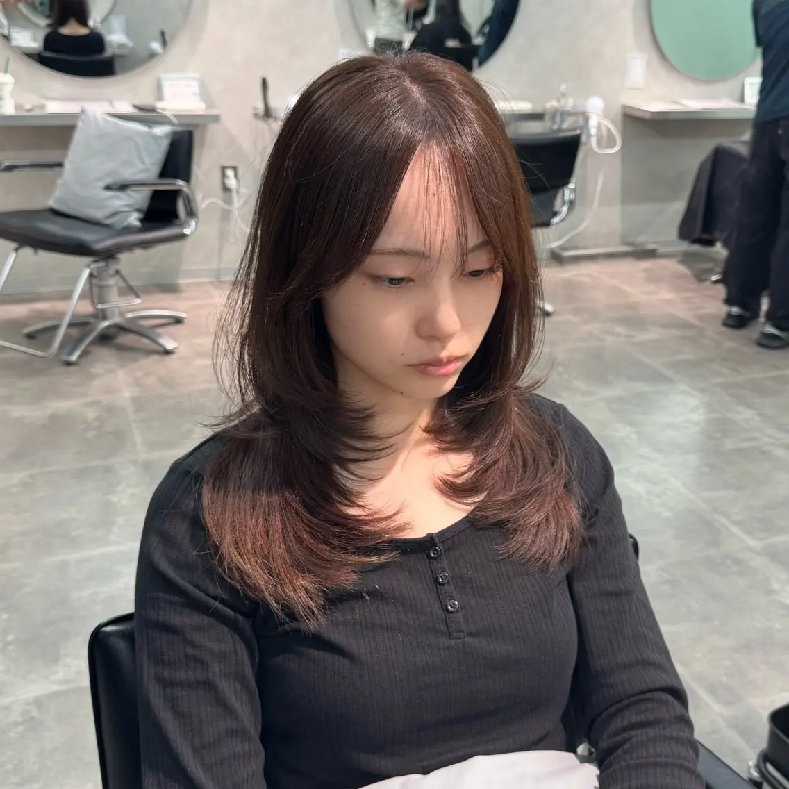 セミロング カット ヘアカラー 韓国特化🇰🇷千葉 /レイヤーカット竜生のヘアスタイル