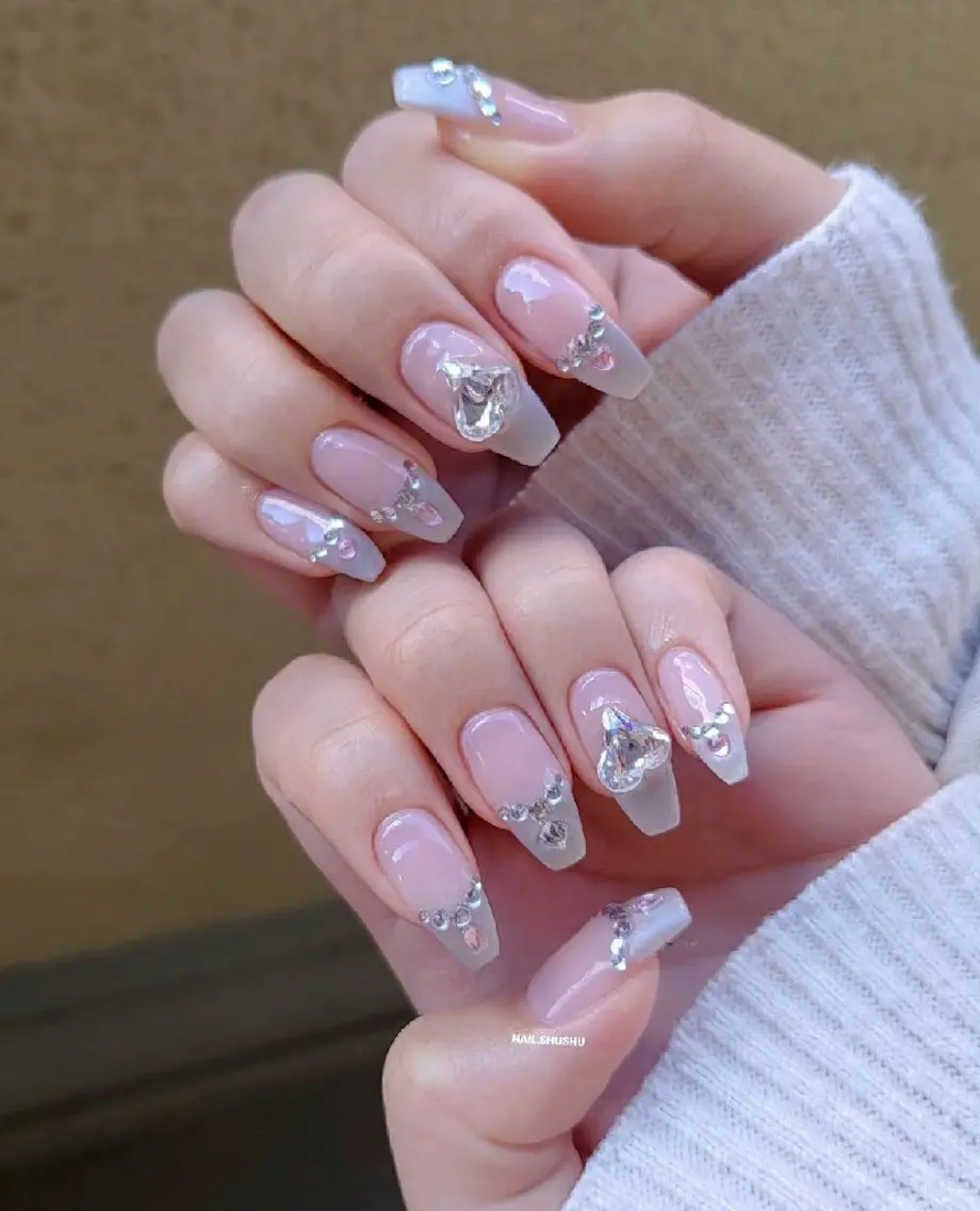 ネイル 持ち込み ニュアンスネイル ワンカラーネイル シンプルネイル 冬ネイル ハンドネイル 3dパーツ/流行り 👧shushu❤️のネイルデザイン