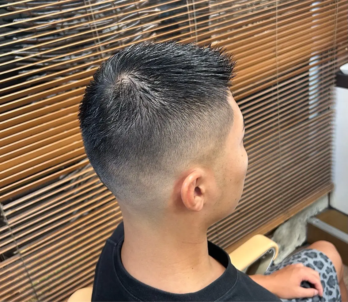 ショート メンズ フェードカット スキンフェード 新宿メンズカット✂︎ 能戸蒼生💈のヘアスタイル