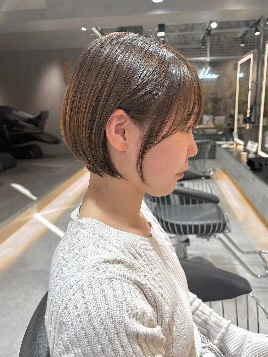 ショート カット ヘアカラー トリートメント オリーブベージュ/ボ ブレイヤーたまき🧡のヘアスタイル