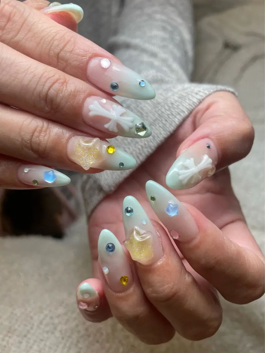 ネイル ハンドネイル Hisaka Mikiのネイルデザイン