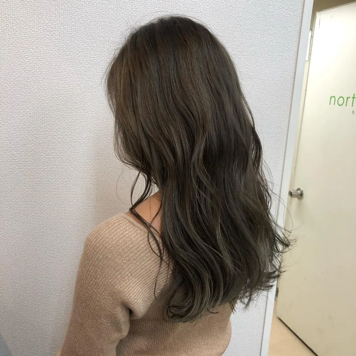 ロング HINATA ひなたのヘアスタイル