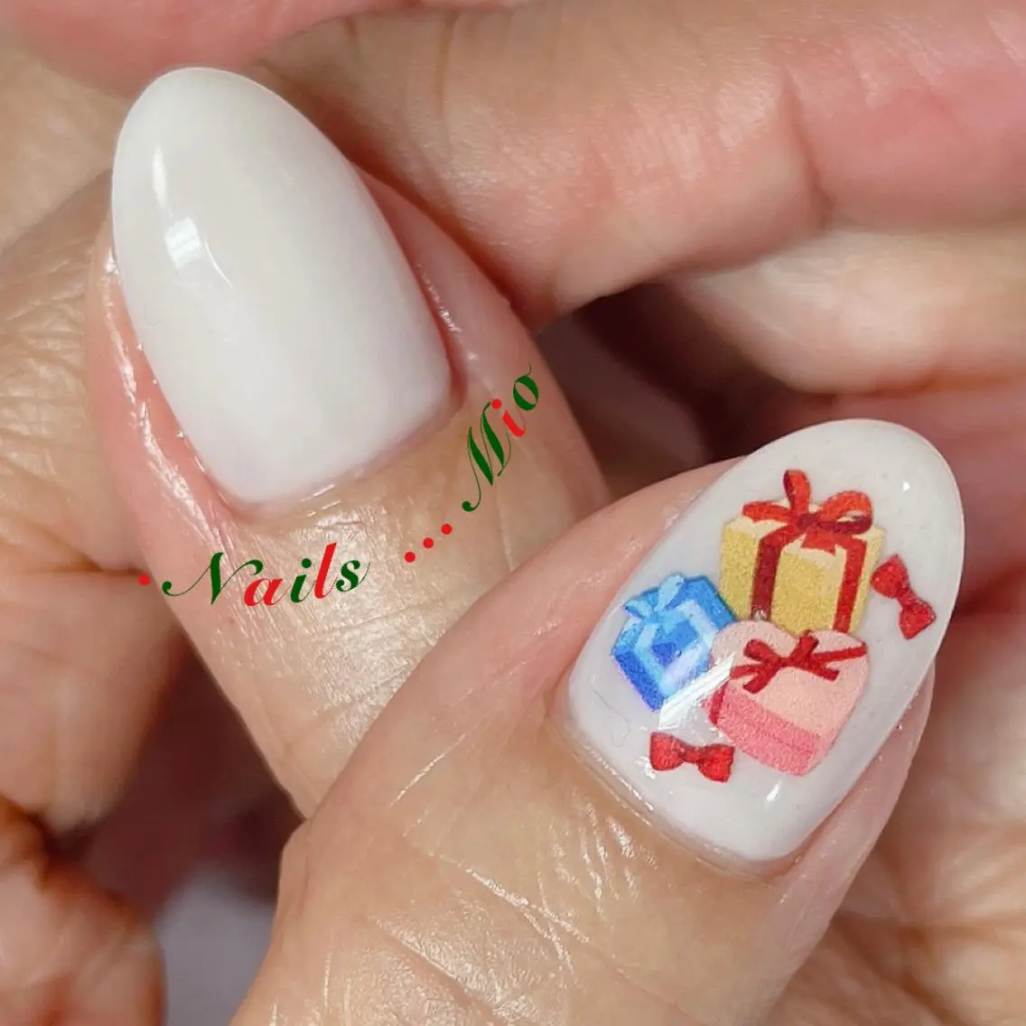ネイル アートネイル ジェルネイル .Nails Mio 赤羽西ネイルサロンのネイルデザイン