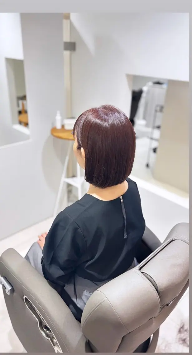 ミディアム ピンクブラウン ボブ 白土 さくらのヘアスタイル
