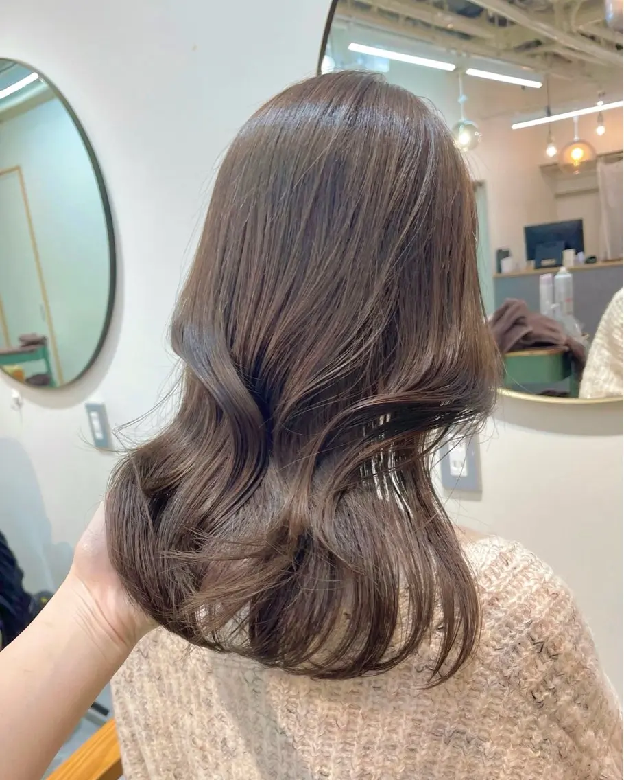セミロング カラー カット ヘアカラー 韓国レイヤー 船橋 徒歩5分/小川友美のヘアスタイル
