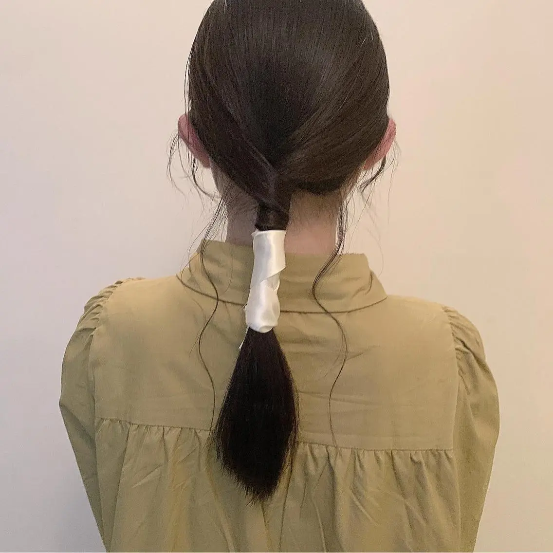 セミロング カラー ヘアアレンジ 本間 結衣のヘアスタイル