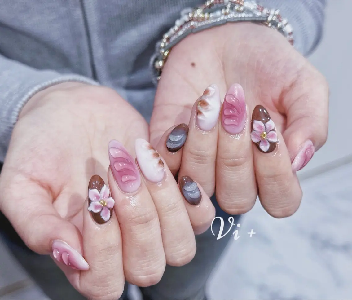 ネイル ハンドネイル ✨Nailsalon Vi+✨のネイルデザイン