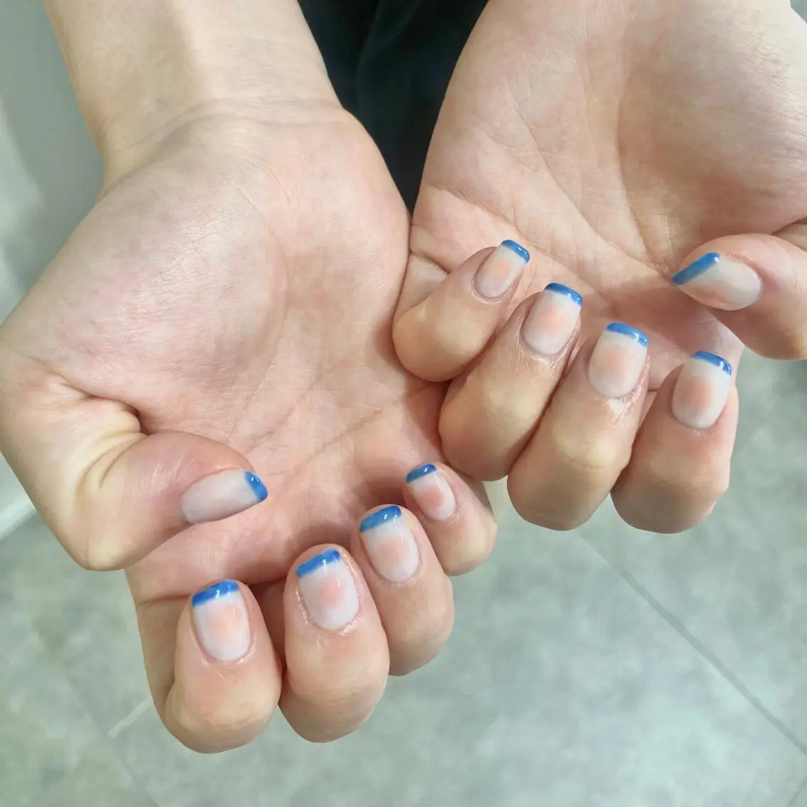 ネイル ブルー チークネイル フレンチネイル 韓国ネイル salon de oct.のネイルデザイン