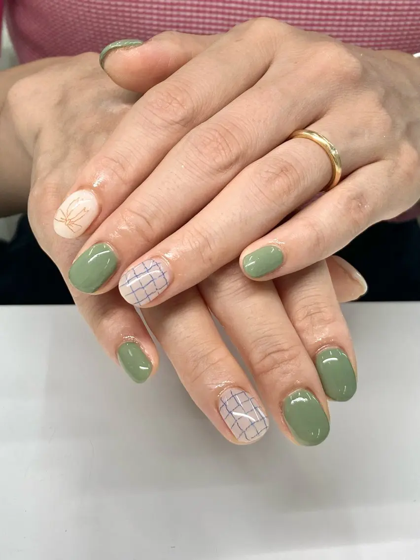 ネイル アートネイル シンプルネイル 佐々木 優花のネイルデザイン