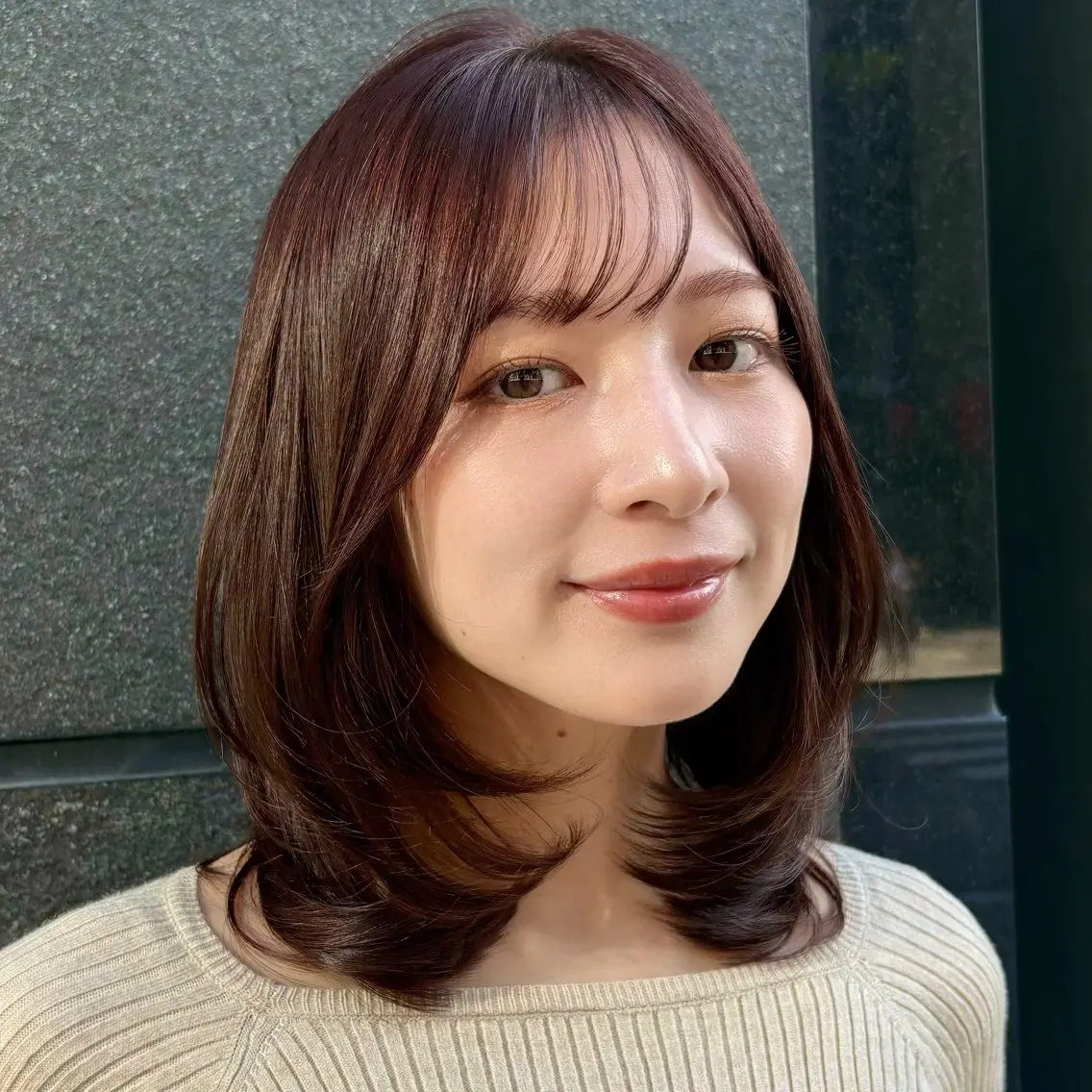 ミディアム カラー レイヤーカット カット ヘアカラー トリートメント あやめ【顔まわり/レ イヤー/柔らかカラ】のヘアスタイル