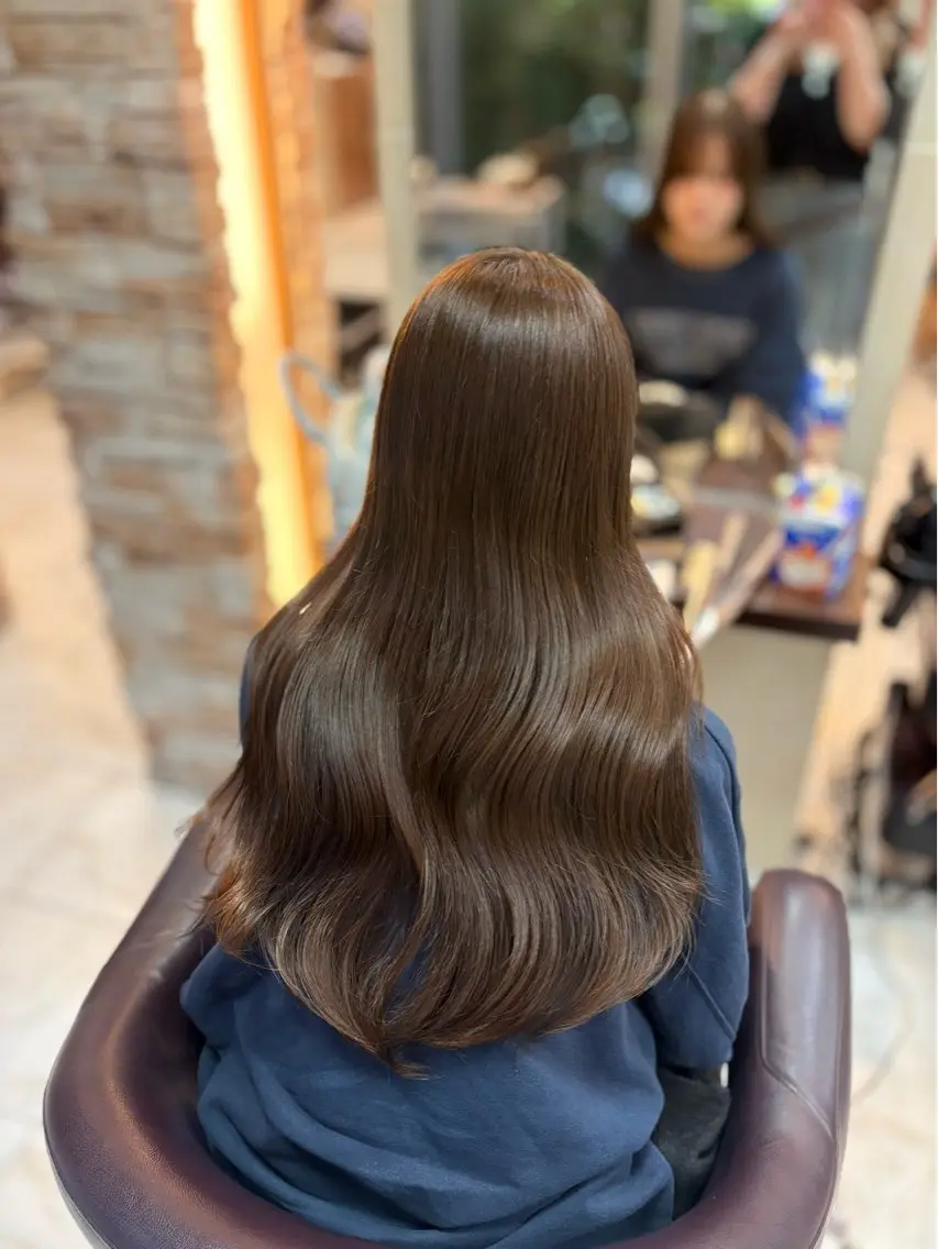 ロング カット ヘアカラー トリートメント 🎀透明感カラー 🎀ナズナのヘアスタイル