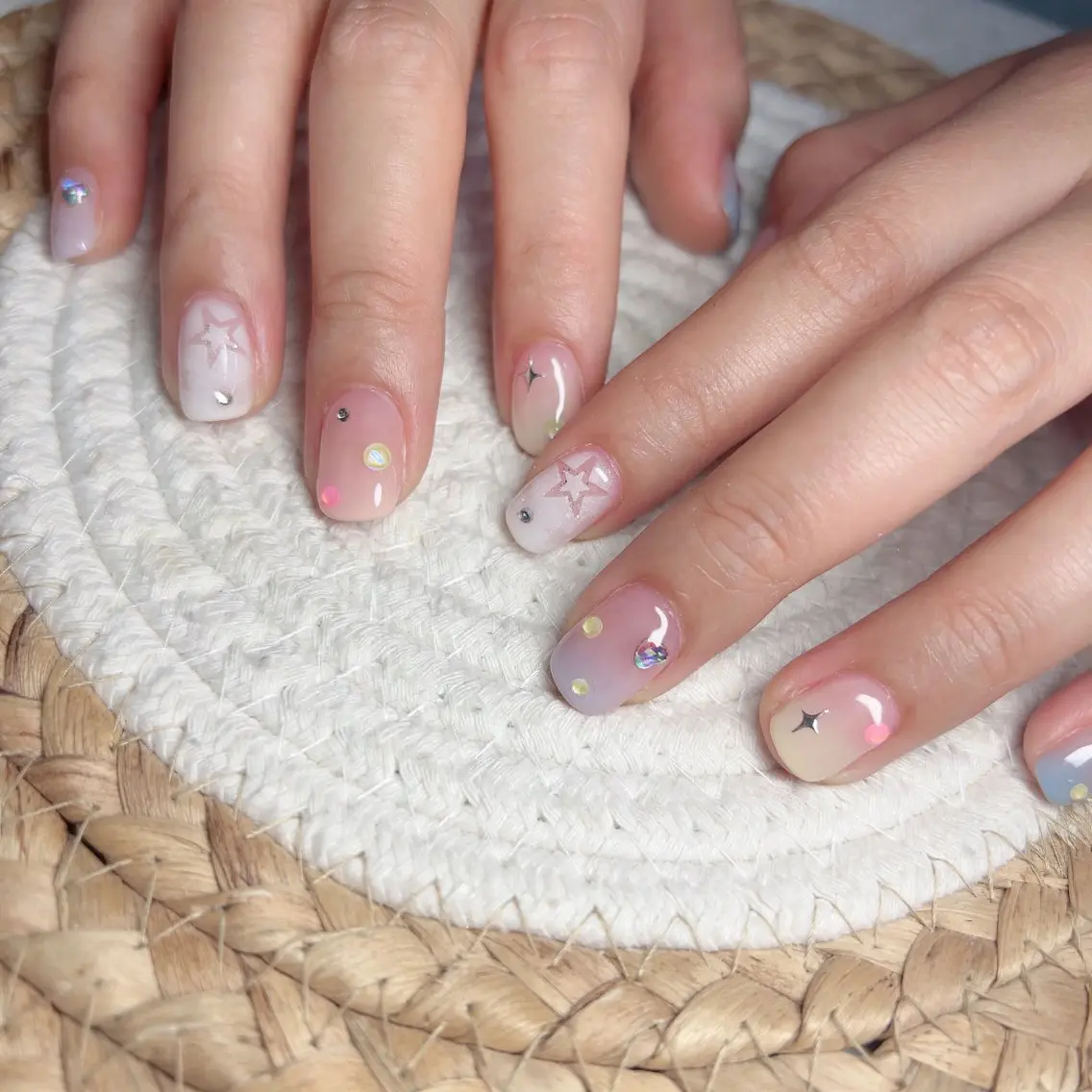 ネイル ハンドネイル 🎀M nails✨ ビューティーのネイルデザイン