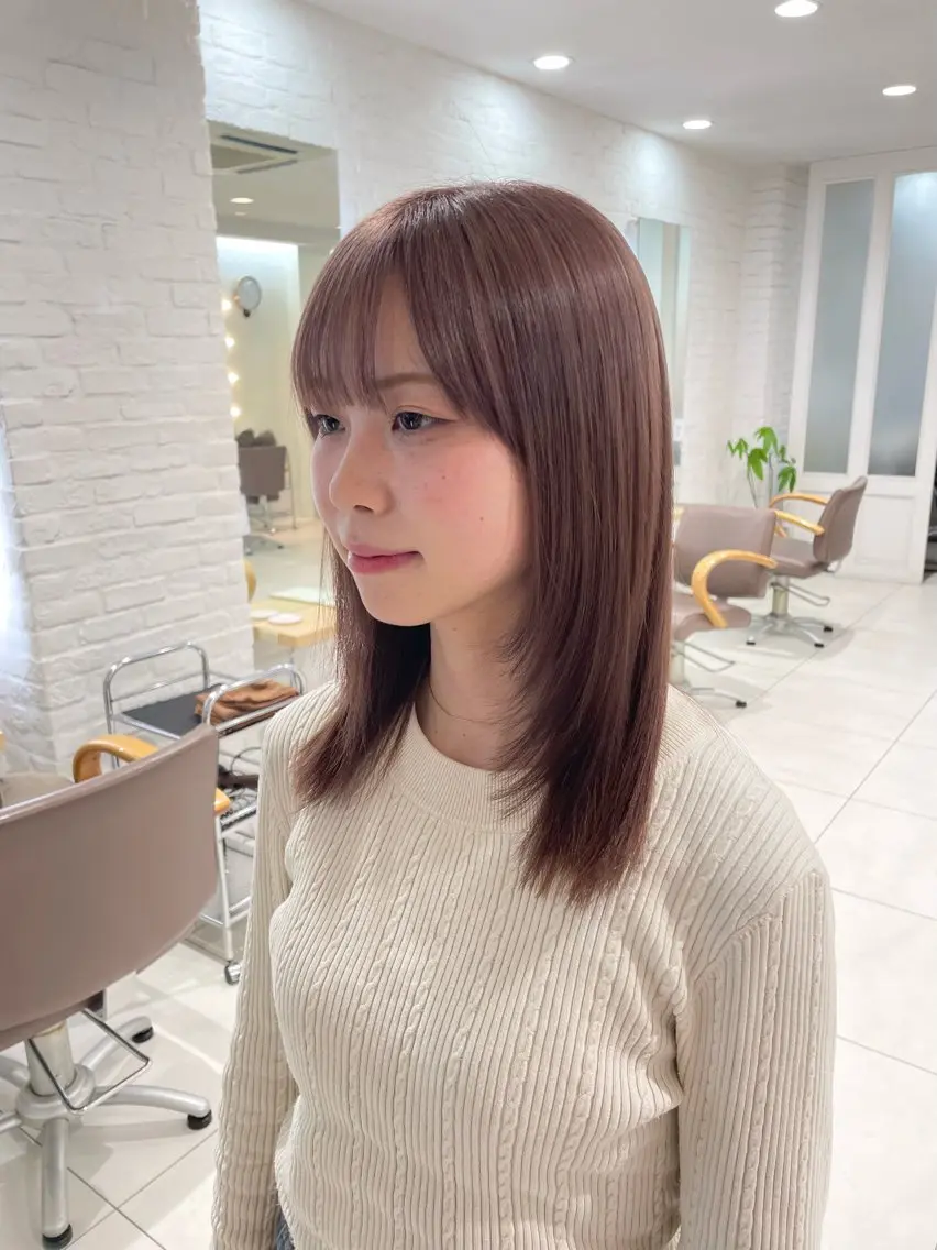 セミロング 顔まわりレイヤー 姫カット 韓国風ヘア レイヤーカット ワンホンヘア 🧸SAKI🎀 韓国レイヤーのヘアスタイル