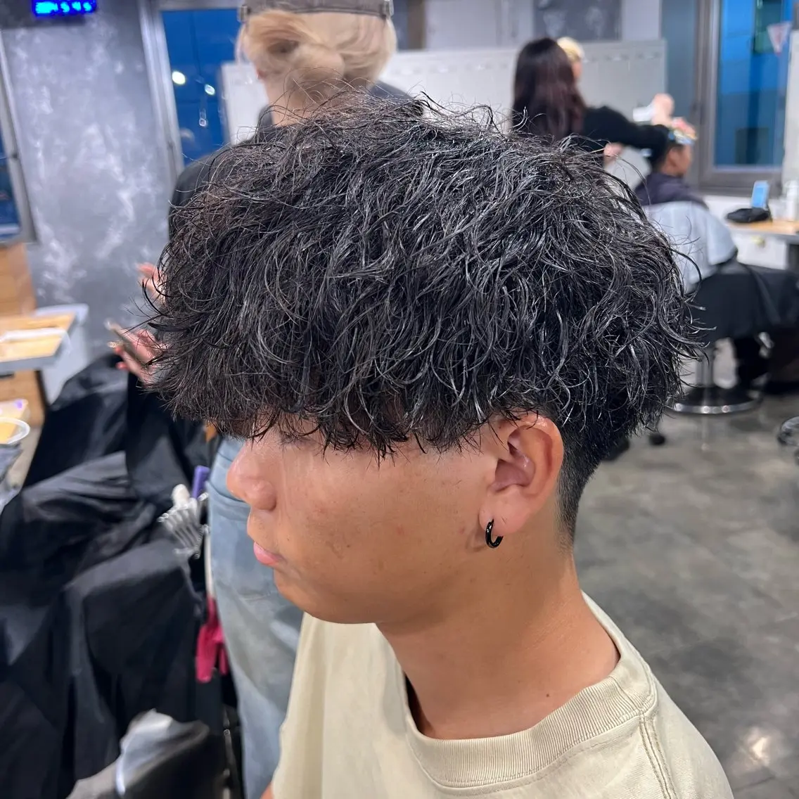 ショート カラー パーマ ヘアアレンジ メンズ キッズ アップバング センターパート メンズハイライト マッシュ メンズパーマ 🔷横浜1のパーマ 職人🔷将太郎のヘアスタイル