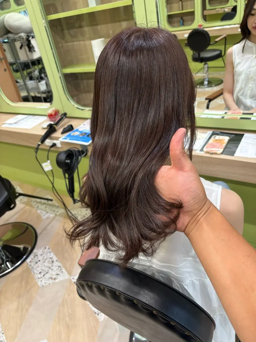 セミロング カット ヘアカラー トリートメント 朝が楽になる髪質改善 /美髪矯正/KOHのヘアスタイル