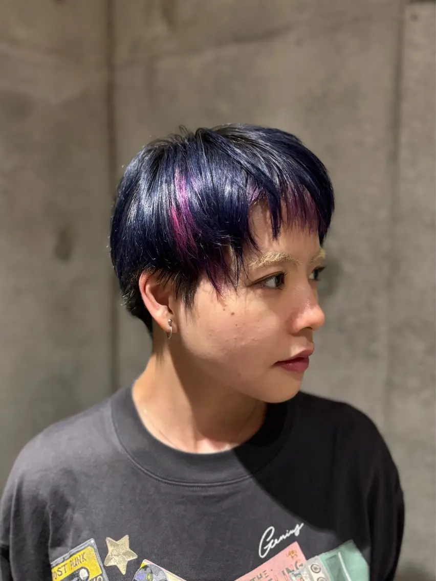 ショート カラー デザインカラー ハイトーンカラー ピンクカラー ヘアカラー 染谷 奈保のヘアスタイル