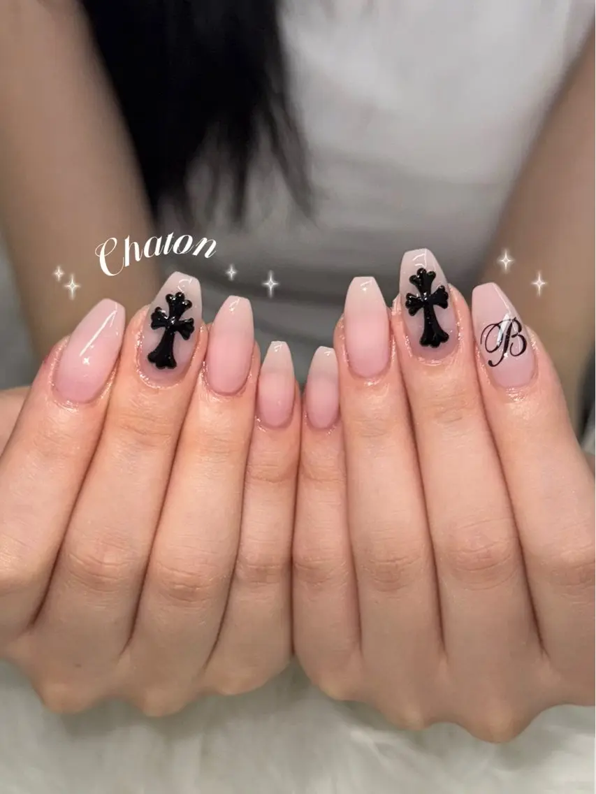 ネイル ハンドネイル BENCH Chatonのネイルデザイン