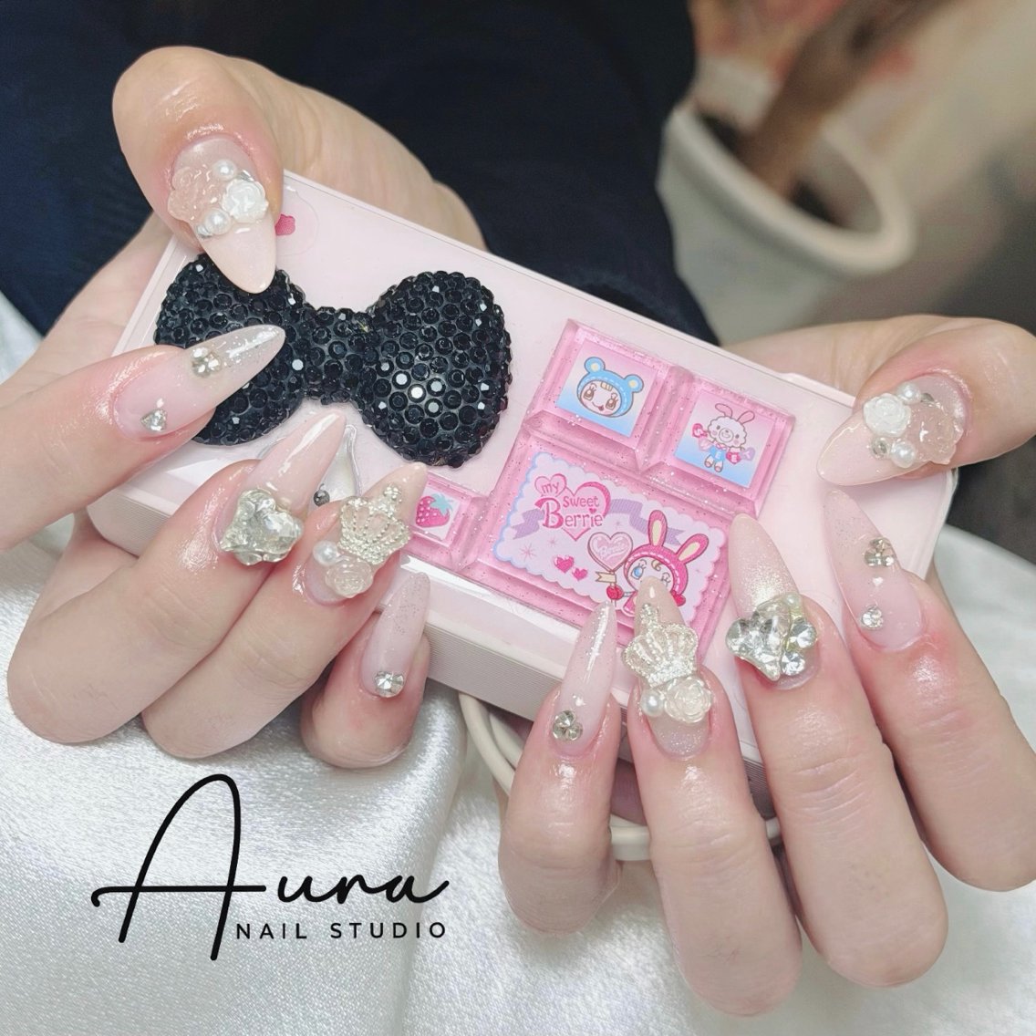 ネイル ハンドネイル Aura Nail Studioのネイルデザイン