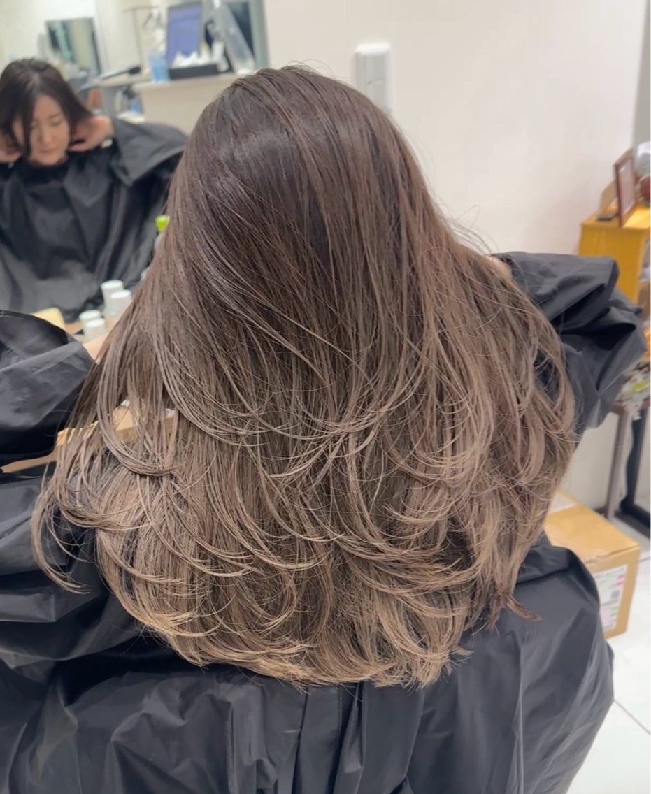 ロング カラー レイヤーカット カット ヘアカラー トリートメント レイヤーカット 白髪ぼかし/KURAのヘアスタイル