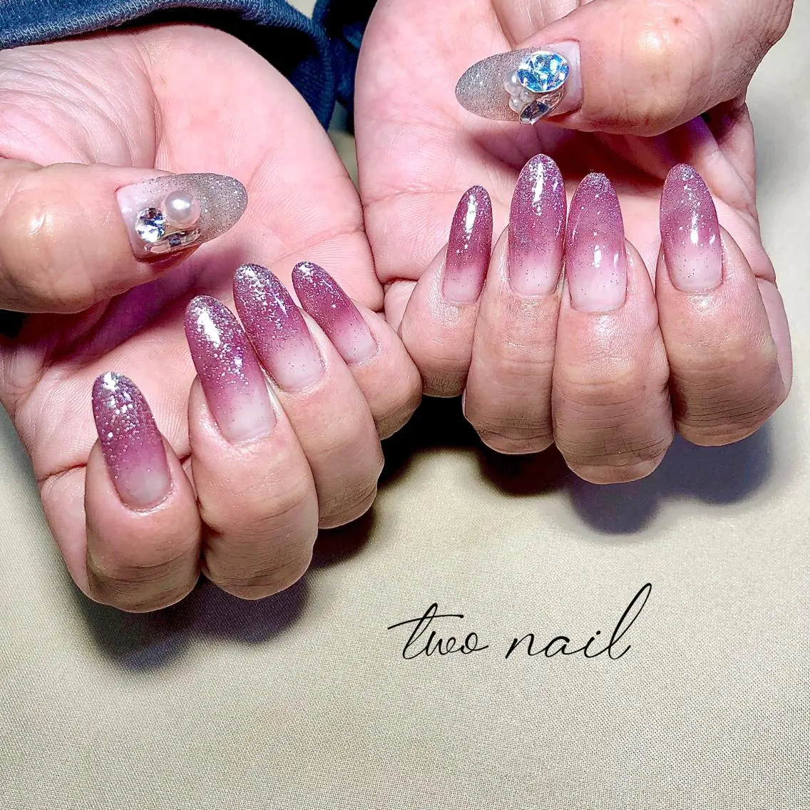 ネイル アートネイル フットネイル ハート ニュアンスネイル ホワイト ハンドネイル two nailのネイルデザイン