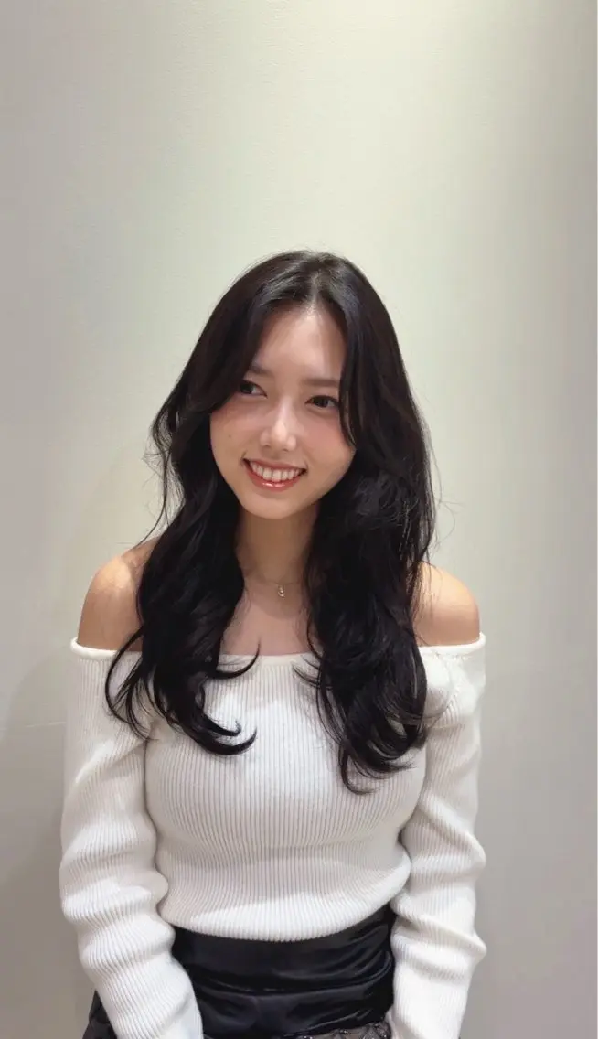 ロング カラー ヘアアレンジ ヘアカラー miyu 🫧のヘアスタイル