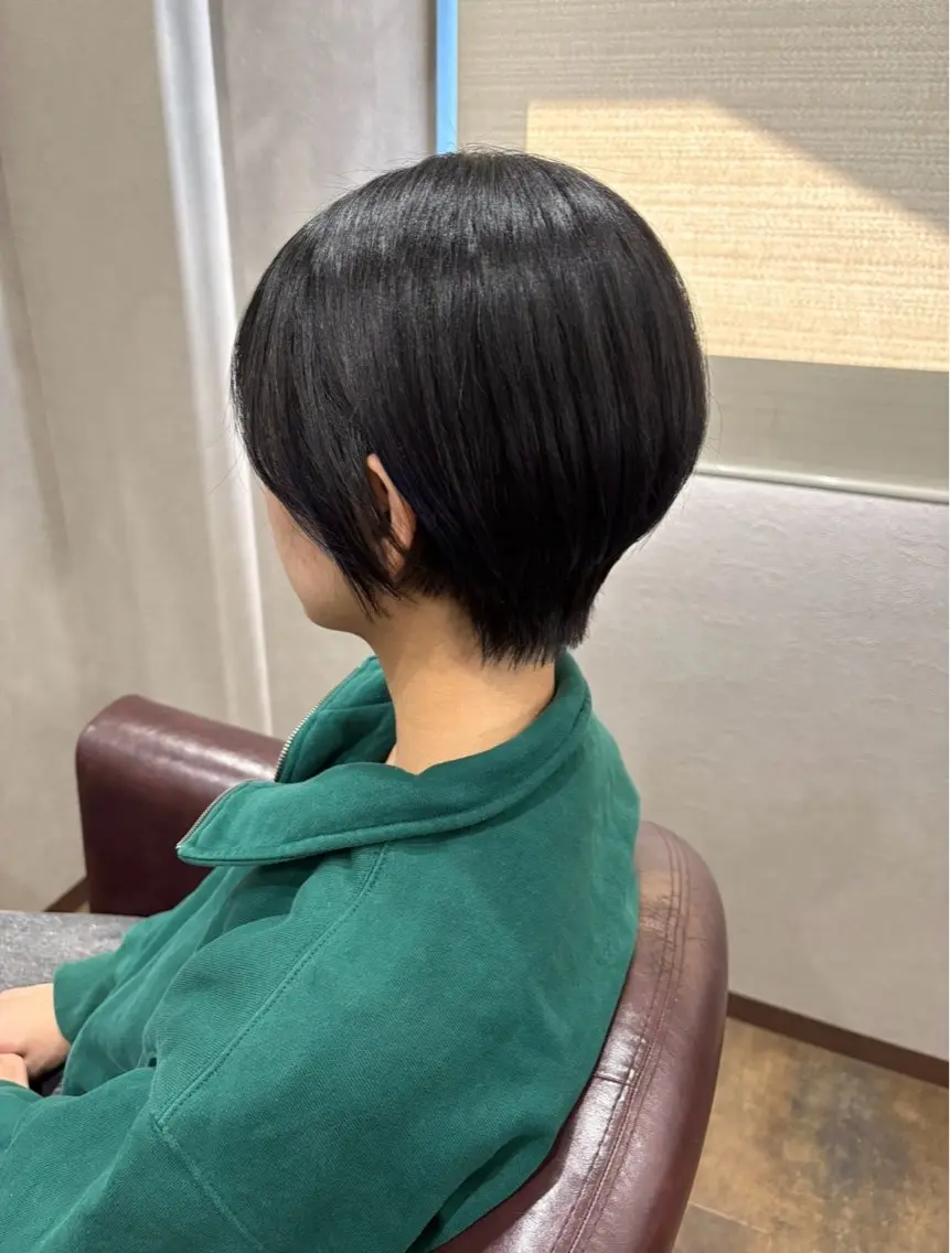 ショート 石田 佳恋のヘアスタイル