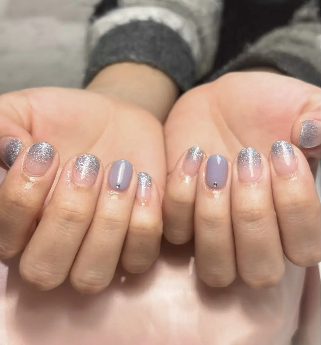ネイル オフィスネイル ストーンネイル Nail&Eye Cheriのネイルデザイン