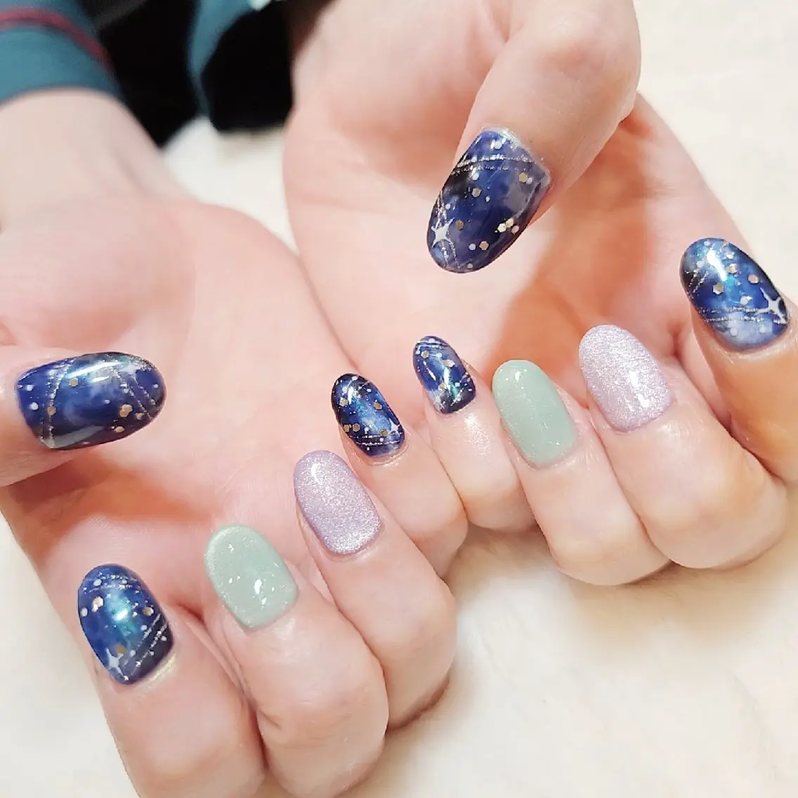 ネイル 手描きｱｰﾄ&推し活 🌟Wisteriaのネイルデザイン