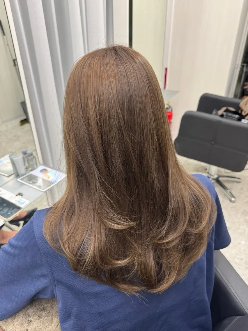 カラー りこ / ケアブリーチ🎀🫧のヘアスタイル