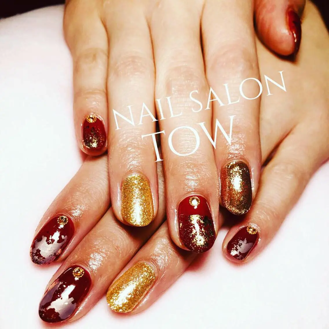 ネイル ボルドー ゴールド ゴージャス two nailのネイルデザイン
