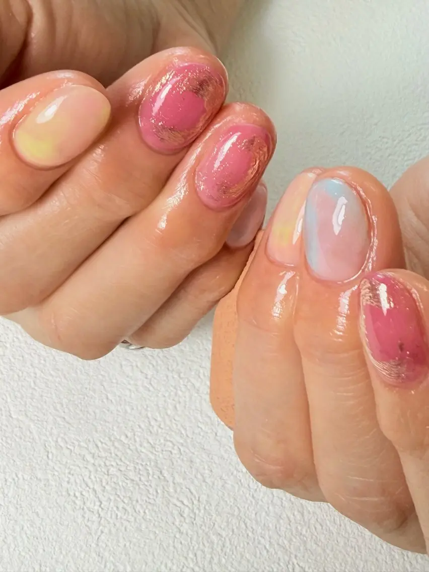 ネイル アートネイル 大理石ネイル(マーブル) ミラーネイル ニュアンスネイル 春ネイル cosmic nailのネイルデザイン