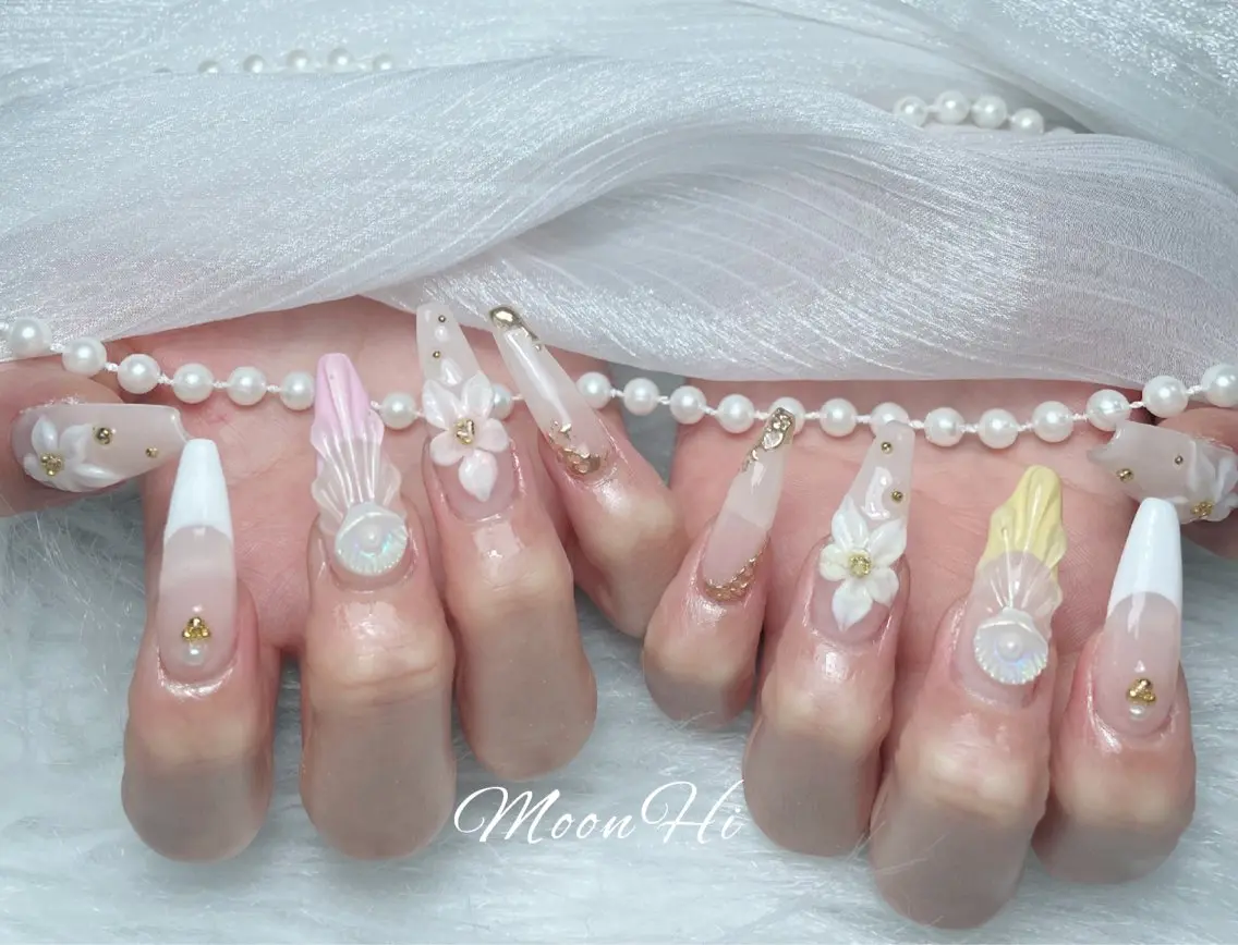 ネイル MoonHi Nail 朝霞台のネイルデザイン