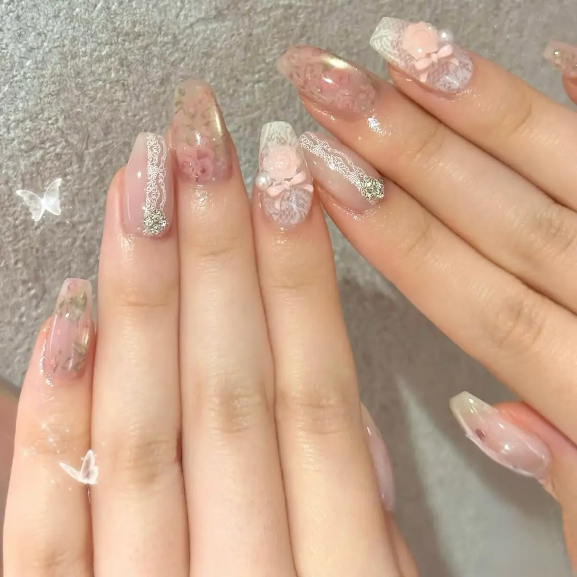 ネイル チークネイル ドット フットネイル フレンチネイル グラデーション ハンドネイル ハンドケア Nihonthy Nail 新宿のネイルデザイン