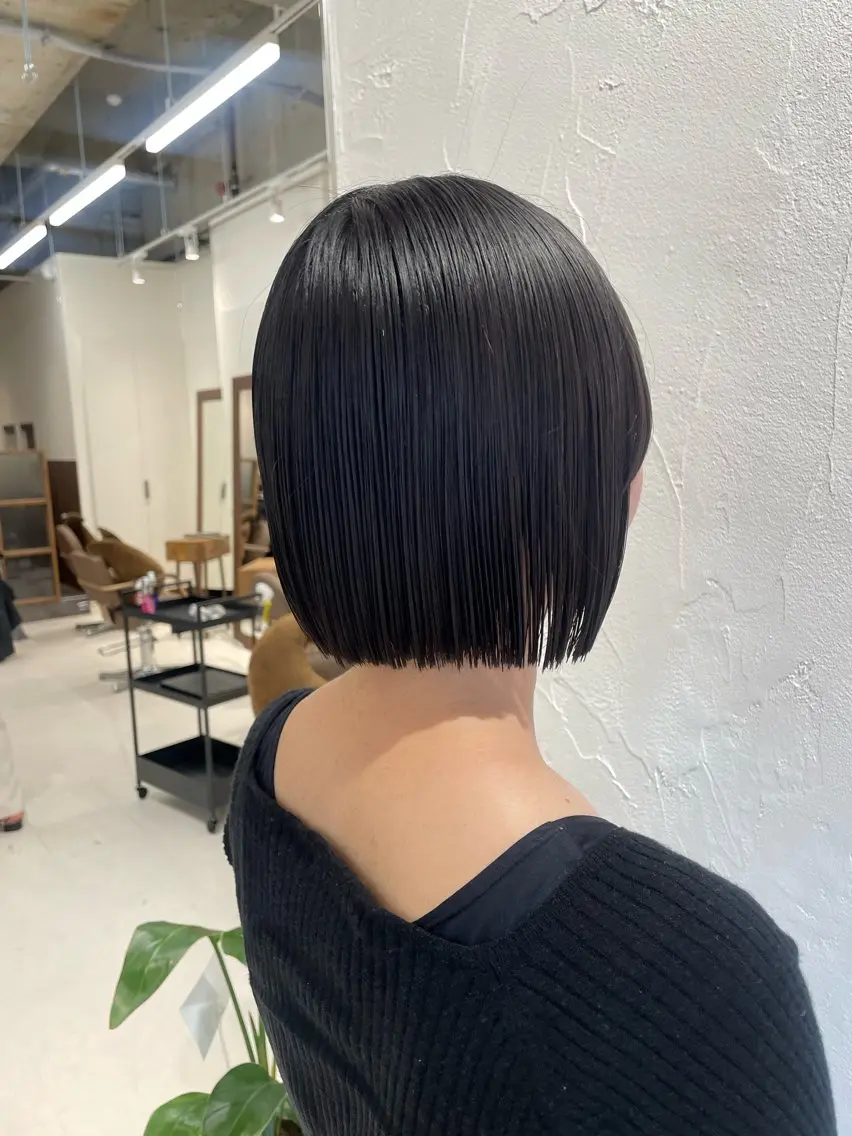 ショート 切りっぱなしボブ ボブ カット ボブ/インナーカラー /眉毛/Miyuのヘアスタイル