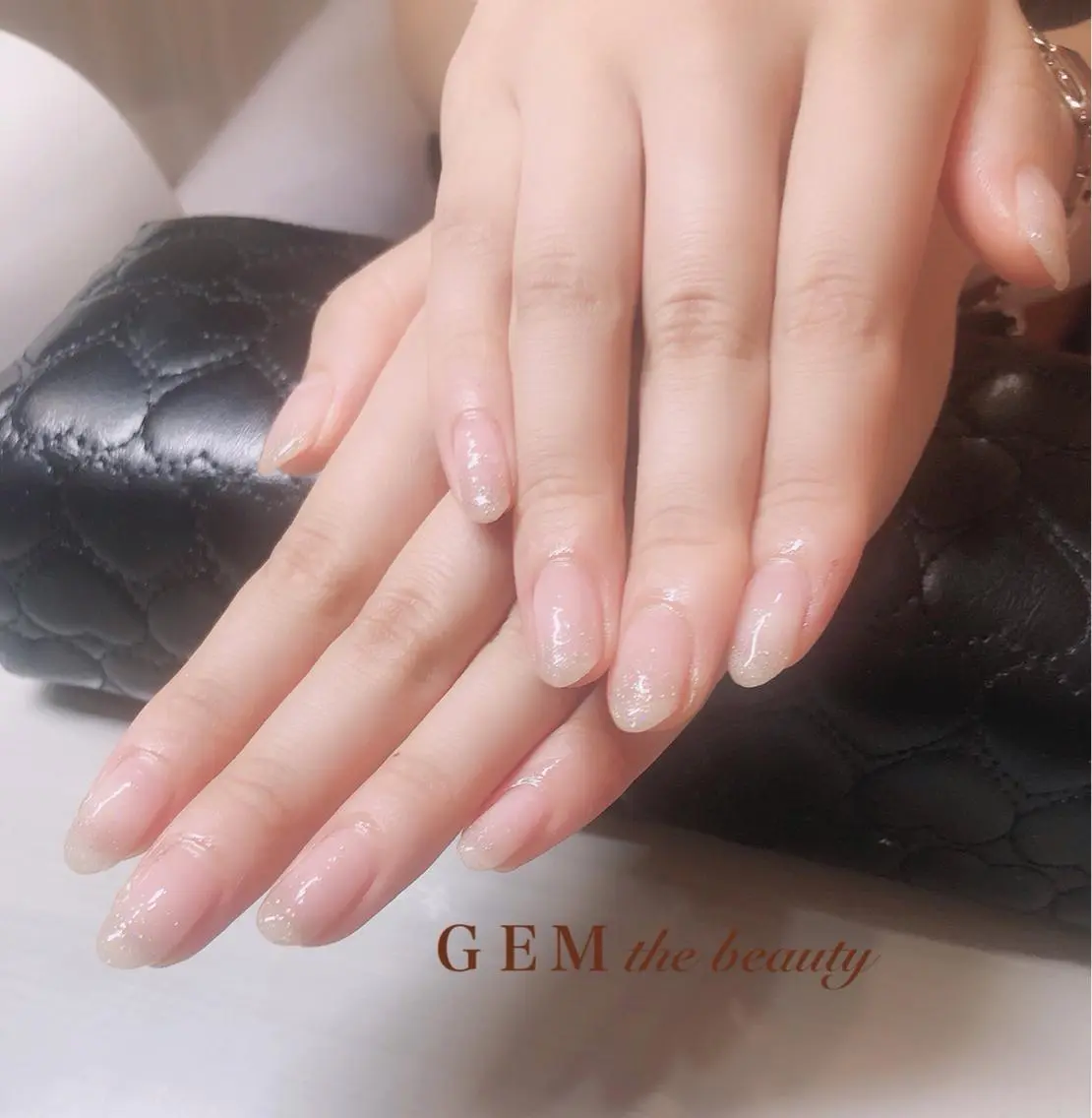 ネイル ジェルネイル グラデーション ラメ(グリッター) ラメグラデーション GEM beautyのマツエク・マツパデザイン