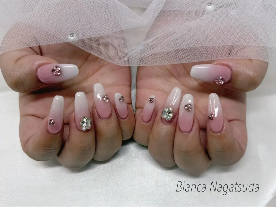 ネイル Bianca♡ TAKANASHIのネイルデザイン
