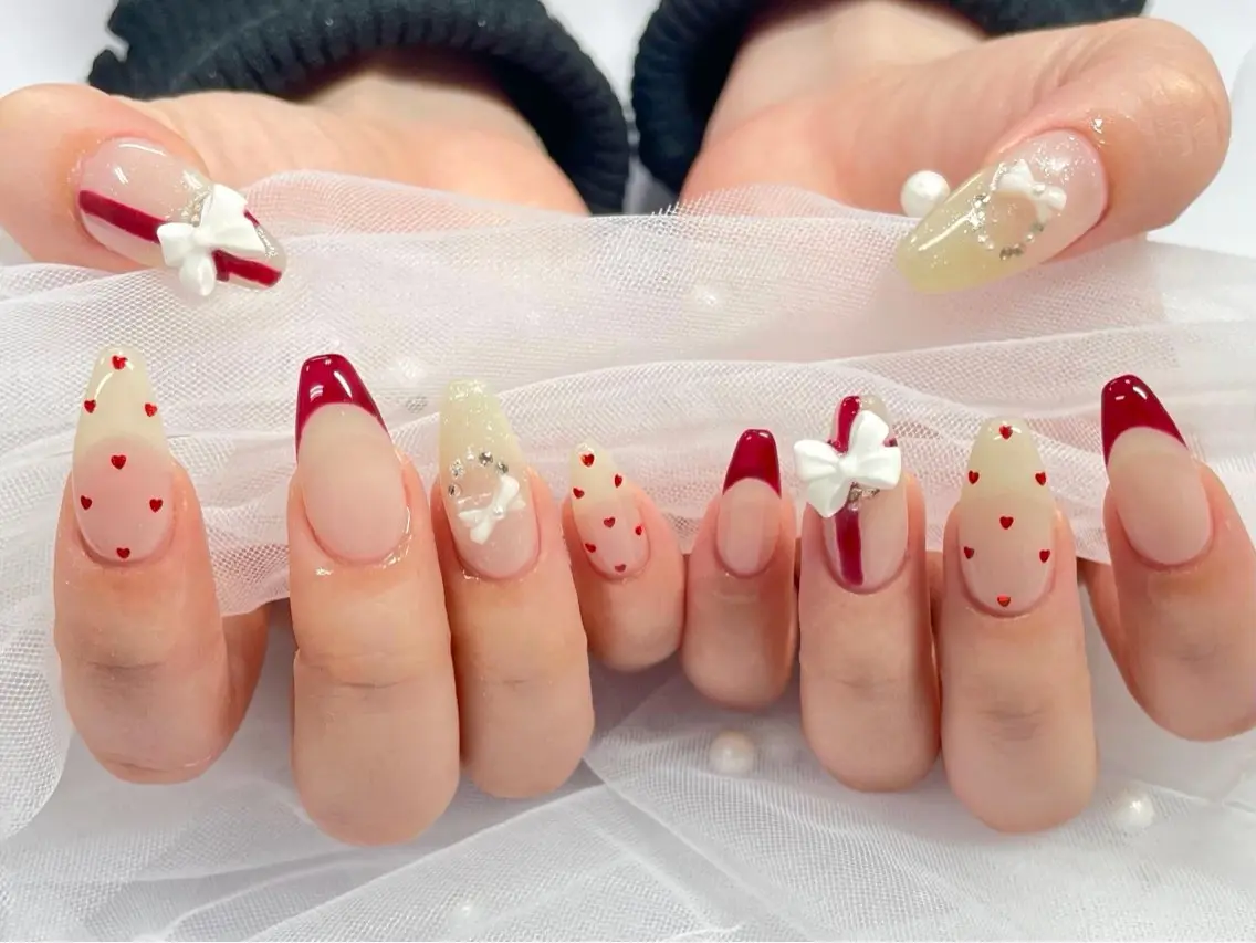 ネイル アートネイル ジェルネイル ハート マグネットネイル 持ち込み ハンドネイル Nail Neige🐈🌙のネイルデザイン