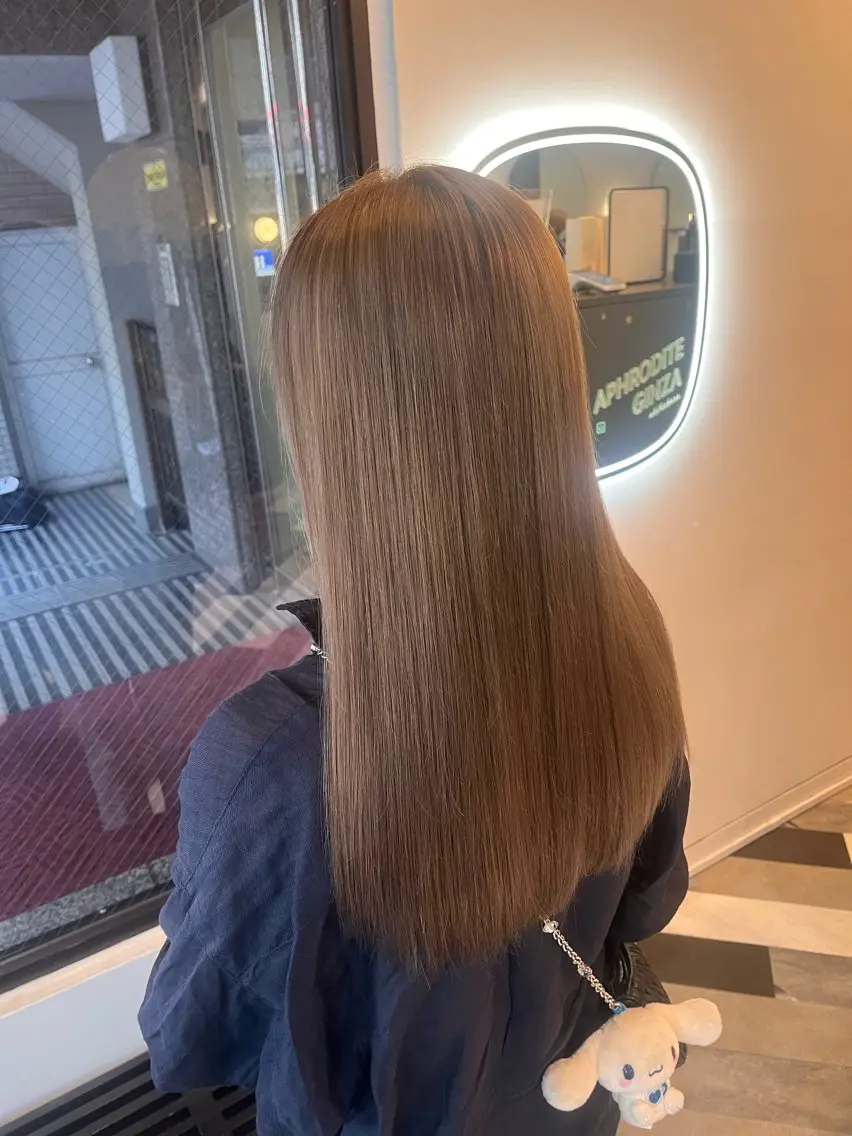 ロング カラー ブリーチ ・:*+.根本 風鈴・:*+.のヘアスタイル
